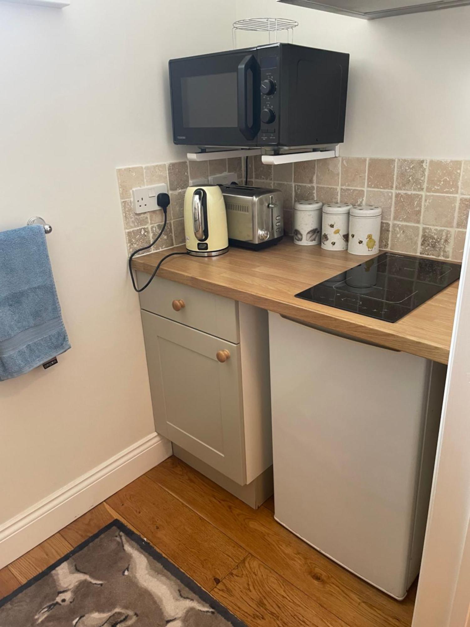Scotland Lodge Farm, Stonehenge - The Stalls Groundfloor No Dogs & The Loft Dog Friendly Salisbury Exterior photo